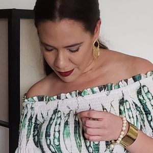 Meet your Posher, Amarilys